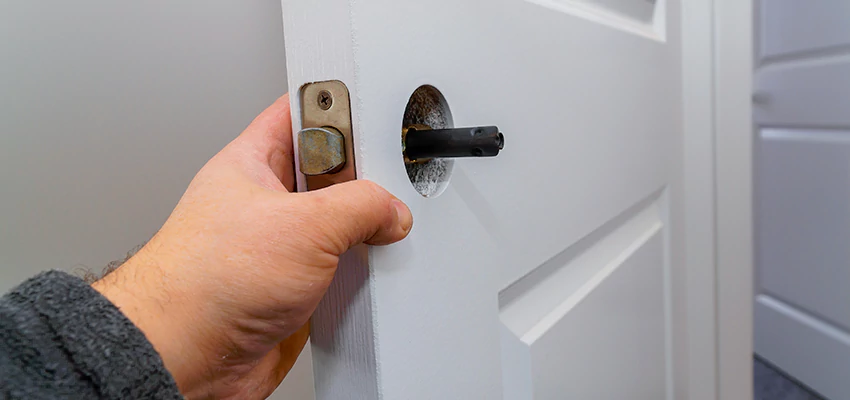 Nighttime Locksmith For Lock Repair in Buffalo Grove, IL